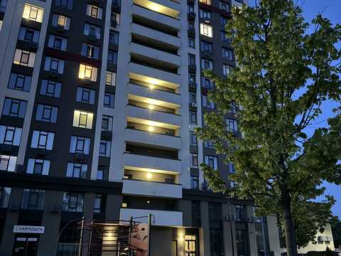 квартира по адресу Любомира Гузара просп. (Космонавта Комарова), 15-А