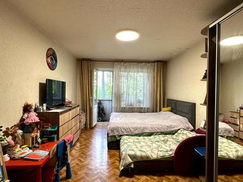 квартира за адресою Гідропаркова вул., 9