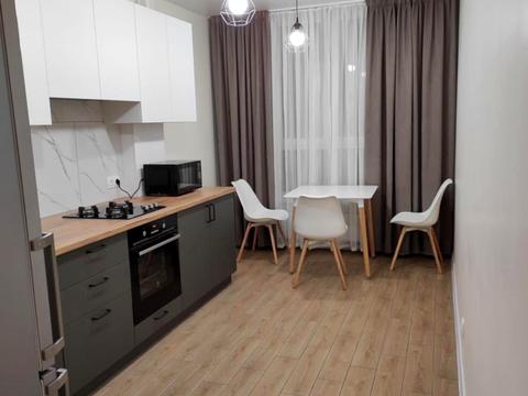 квартира за адресою Машинобудівників вул., 16