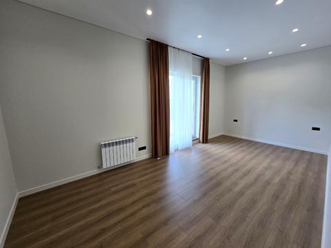 будинок за адресою Квітнева вул.