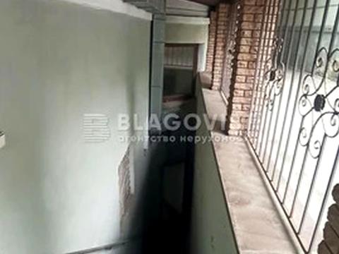 комерційна за адресою Лютеранська вул., 4