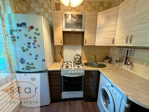 квартира за адресою Космонавтів вул., 10а