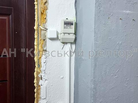 комерційна за адресою Братиславська вул., 14Б