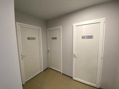 комерційна за адресою Васильківська, 8