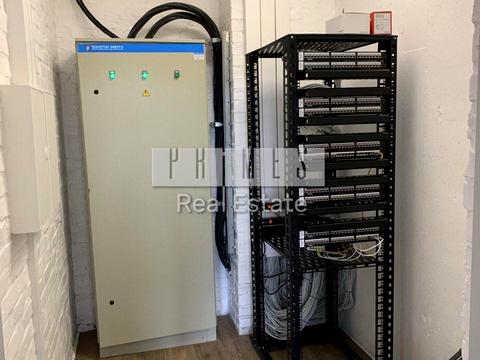 комерційна за адресою Лабораторний пров., 7