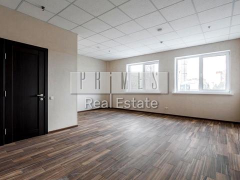 комерційна за адресою Романа Шухевича просп. (Генерала Ватутіна), 12-А