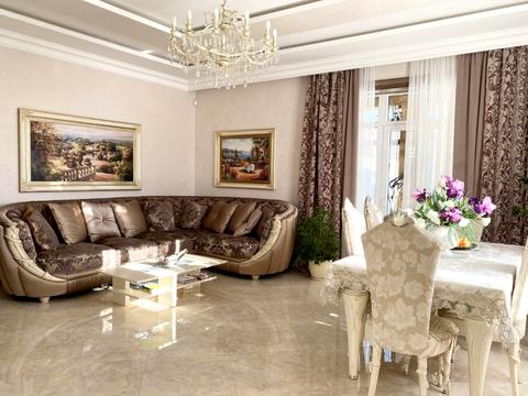 будинок за адресою Київська вул., 10