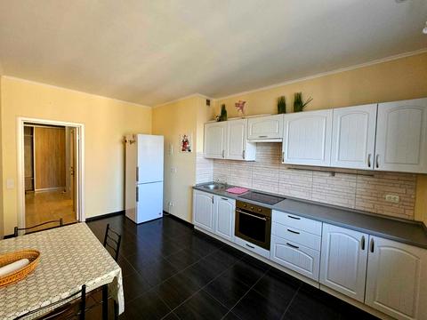 квартира за адресою Ованеса Туманяна вул., 15-А