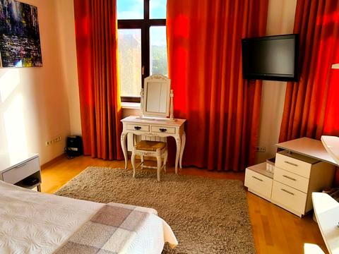 будинок за адресою Добрий Шлях вул., 19