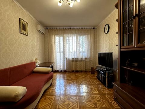 квартира за адресою Рональда Рейгана вул., 4-А