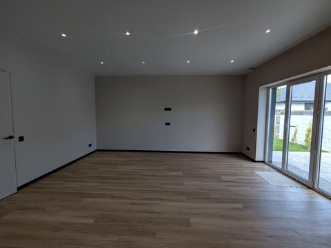 будинок за адресою Успішна, 12Т