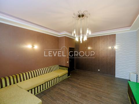 будинок за адресою Набережна вул.