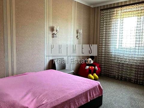 будинок за адресою Квітнева вул.