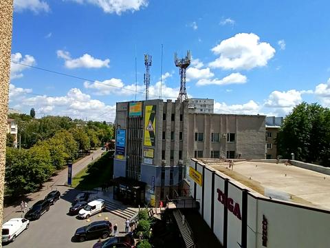 квартира за адресою Космонавтів просп., 49