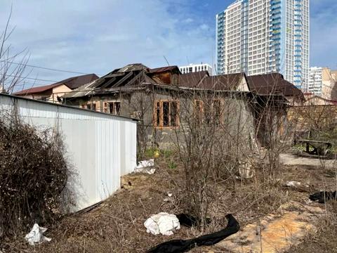 участок по адресу Бернардацци ул. (Красных Зорь)
