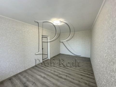 квартира за адресою Леся Курбаса просп., 18