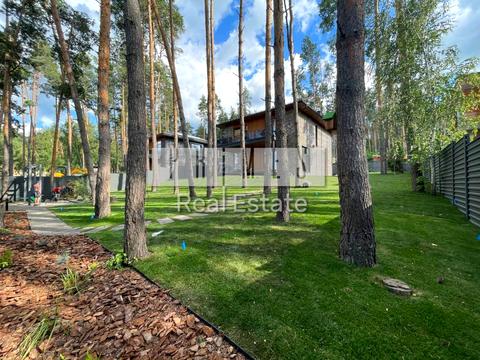 будинок за адресою Анни Ярославни вул.