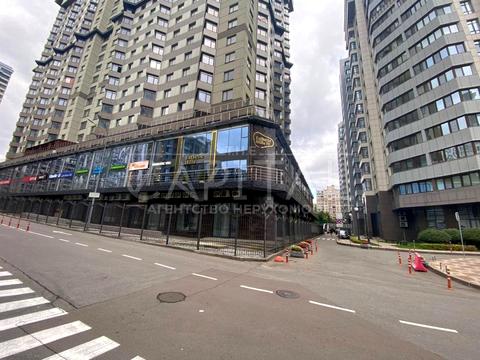 комерційна за адресою Андрія Верхогляда вул. (Михайла Драгомирова), 14-А