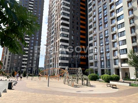 квартира за адресою Дніпровська набережна вул., 18-Б