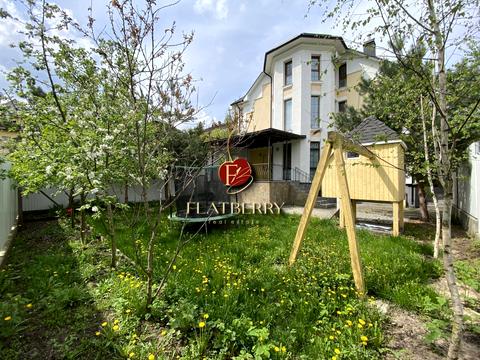 комерційна за адресою Стратегічне шосе (Науки), 48