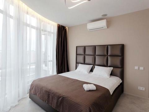 квартира за адресою Андрія Верхогляда вул. (Михайла Драгомирова), 18