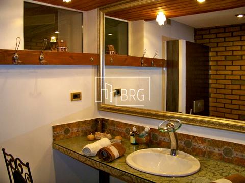 будинок за адресою Анатолія Солов'яненка вул.