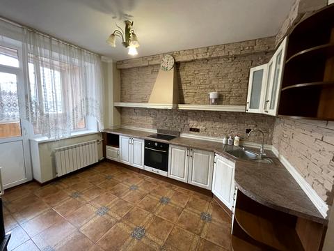 квартира по адресу Драгоманова ул., 6-А