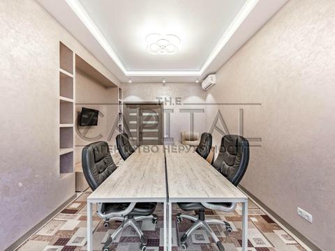 комерційна за адресою Академіка Філатова вул., 14/55