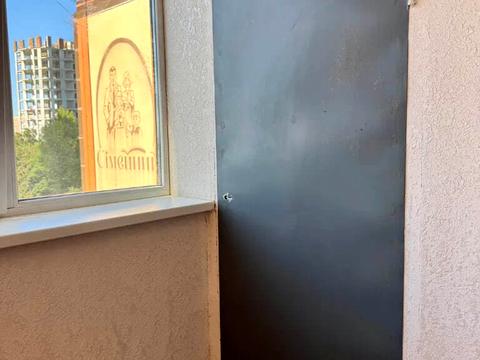 квартира за адресою Високовольтна вул., 14