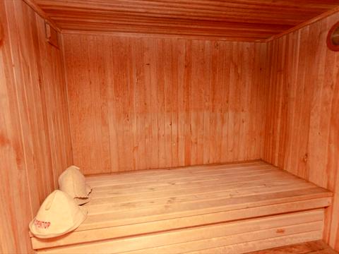 будинок за адресою кременчуцька, 1