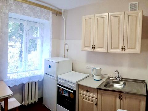 квартира за адресою Салютна вул., 12/62