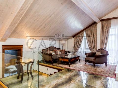 будинок за адресою с. Плюти, Світанкова, 10