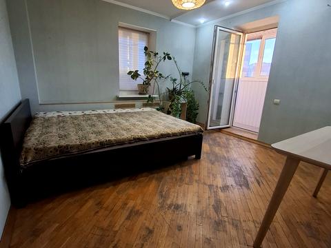 квартира за адресою Київ, Святошинська пл., 1