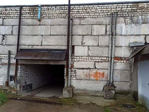паркомісце за адресою Козелецька вул. (Радищева), 18