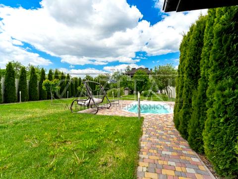 будинок за адресою Центральна вул.