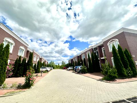 будинок за адресою Щаслива, 3