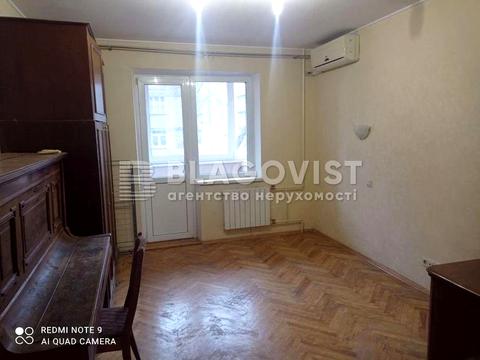 квартира за адресою Київ, Оріхуватська вул., 10