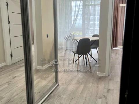 квартира по адресу Олександра Олеся ул., 15/2