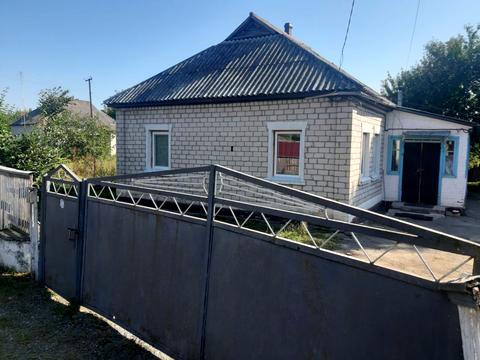 будинок за адресою провулок Вишневий