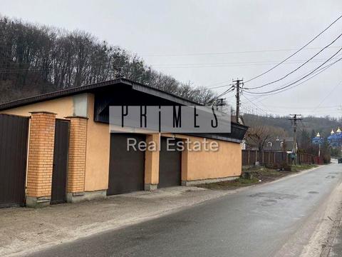 будинок за адресою Піщана вул.