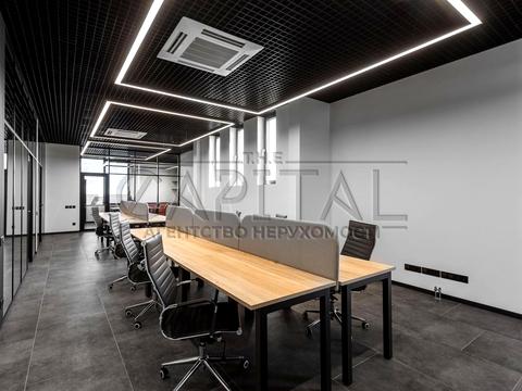 комерційна за адресою вул. Андрія Верхогляда, 17