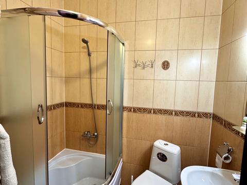коммерческая по адресу Надворнянская ул., 69