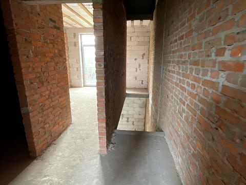 будинок за адресою Амосова вул.