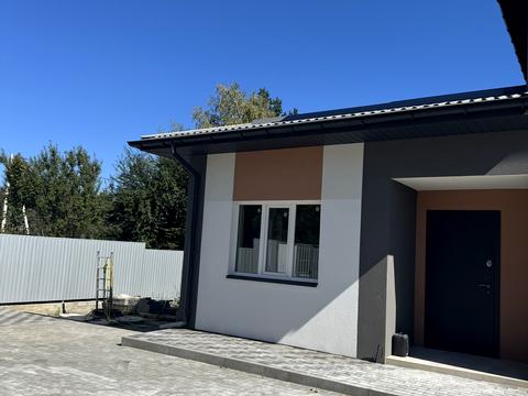 будинок за адресою Молодіжна вул.