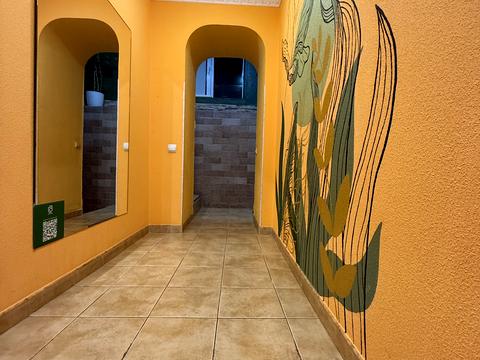 комерційна за адресою Миколи Міхновського бульв. (Дружби Народів), 8-А