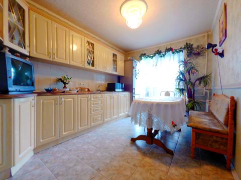 квартира по адресу Межигорская ул., 43