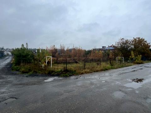 ділянка за адресою Вишнева вул., 1