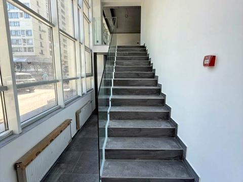 коммерческая по адресу Евгения Коновальца ул. (Щорса), 44