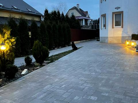 будинок за адресою Дніпровська вул. (Калініна)