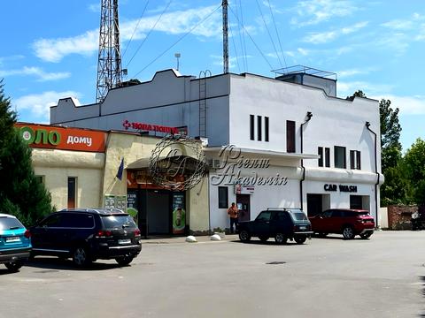 комерційна за адресою Старокиївська вул., 93